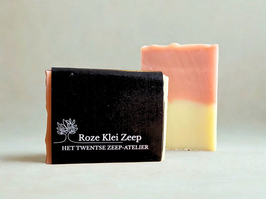 Seife aus rosa Tonerde