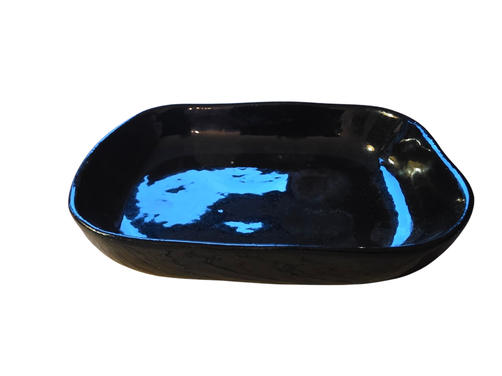 Hohe Seifenschale aus schwarzer und blauer Keramik
